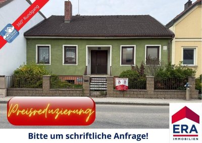 NEUER PREIS: Großzügiges Einfamilienhaus mit Innenhof, Halle &amp; attraktiven Erweiterungsmöglichkeiten