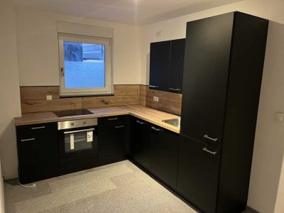 Frisch renovierte Souterrain-Wohnung in Stockstadt am Rhein