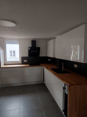 Sonnige 2-Zimmer Wohnung mit Balkon in Stuttgart-Plieningen