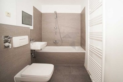 Helle 3 Raum Whg. mit tollem Badezimmer im ruhigen, grünen Ebersdorf - 1 Jahr Stellplatz geschenkt