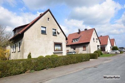 1-Zimmer-Wohnung im 1. Obergeschoss mit Kellerabteil