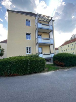 Lust auf großzügiges Wohnen? Dann habe wir das Richtige! 83 m² mit Balkon und inkl. 2 Stellplätze...