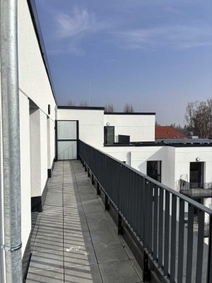 Neubau // Erstbezug // DG // 4,5-Zimmer // 2 Terrassen // Einbauküche // 2 Bäder