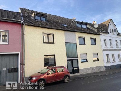 Bornheim-Waldorf - Gepflegte 2-Zimmer ETW mit PKW-Stellplatz
