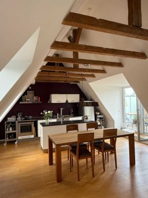 Großzügige Maisonette-Wohnung mit Dachterrasse in Schwachhausen