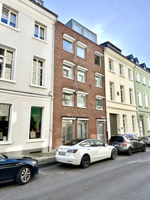 Stilvolle 2-Zimmer-Wohnung mit Südbalkon im Innenhof in der Düsseldorfer Carlstadt