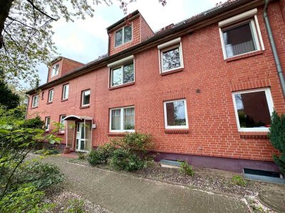 Zentral gelegene 2-Zi.-Wohnung in Wedel mit Galeriebereich!