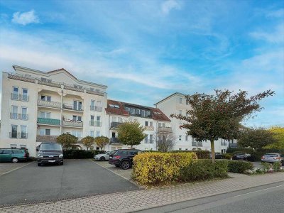 Moderne Eigentumswohnung mit zwei Terrassen, eigenem Garten und Stellplatz in beliebter Stadtrandlag