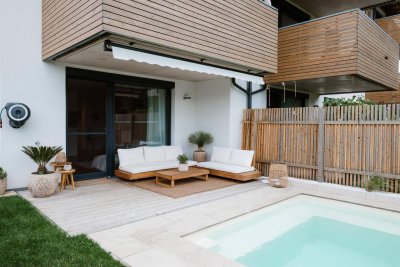 Moderne Gartenwohnung mit Pool &amp; Süd- Westlage nahe Mattsee/ Perwang