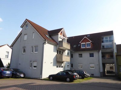 � Charmante 2-Zimmer-Wohnung mit Balkon & Stellplatz – fußläufig zur S-Bahn in Wöllstadt