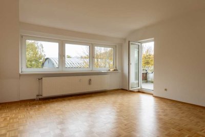 Lichtdurchflutete Dachgeschosswohnung mit drei Zimmern im begehrten Gete-Viertel