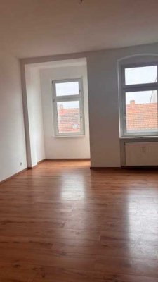 Helle 4-Zimmer-Wohnung im 4. OG in Brandenburg an der Havel - Neustadt
