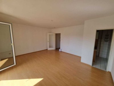 Helles 1 Zimmer-Apartment mitten in Bornheim nähe Zoo...Innenstadt...Berger Straße!