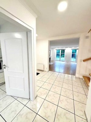 **Lichtdurchflutetes Zuhause in Bestlage von Kaiserswerth**PROVISIONSFREI-VON PRIVAT**