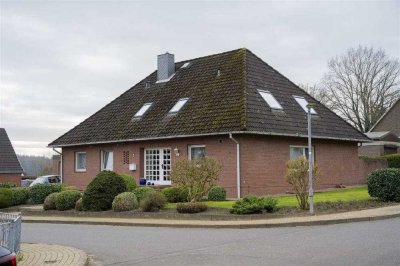 Großzügiges Einfamilienhaus in Mehlbek mit neuem Preis!
