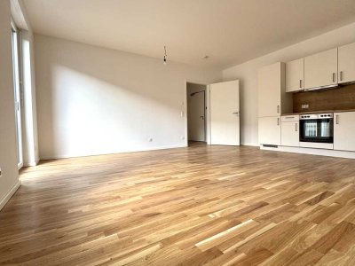 Gemütlicher Erstbezug: 2-Raum-Wohnung mit Einbauküche und Duschbad