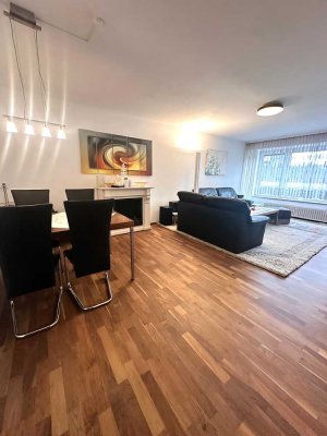 Top City-Wohnung: Große 4-Zimmer-Wohnung auf dem Dach des Einkaufszentrums von PRIVAT