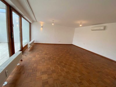 Wohnung mit Dachterrasse in Lechhausen
