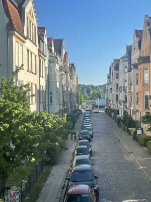 Attraktive, helle 2-Zimmer Wohnung in der Rostocker KTV - Kröpeliner Tor Vorstadt
