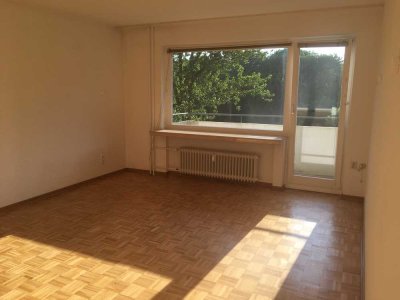 Schöne 2,5-Raum-Wohnung mit EBK und Balkon in Flensburg