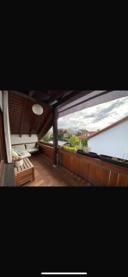 Erstbezug nach Sanierung: schöne 2-Zimmer-Wohnung mit Einbauküche und Balkon