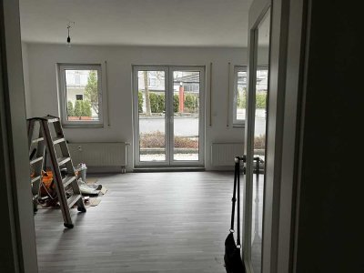 Schöne 1-Zimmer-Erdgeschosswohnung mit Einbauküche im Wohnpark Lindenschloß