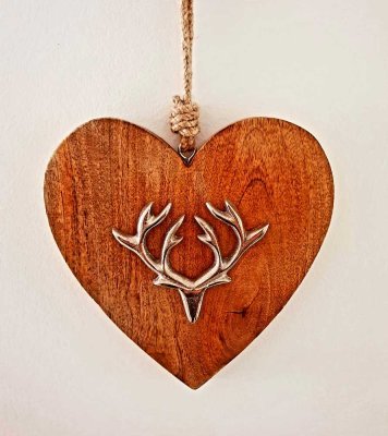 Hochwertig sanierte 2-Zimmer Wohnung mit eigenem Garten und Stellplatz