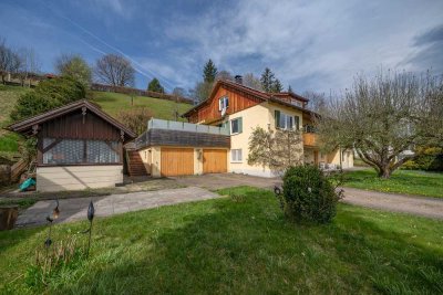 Mehrgenerationenhaus im beliebten Wohngebiet Dornauer Feld mit Anbau aus 1996