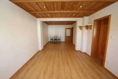 Schöne und geräumige 2-Zimmer-Wohnung in Frankfurt-Harheim