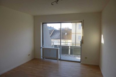 Neuwertige 3-Zimmer-Wohnung mit Balkon in Ludwigshafen