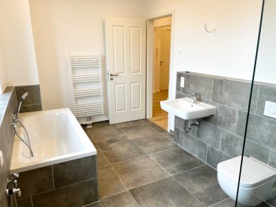 LUXUS in Elbnähe: Exklusive 2-Zi.-Whg. mit Balkon & Fußbodenheizung *Neubaustandard*