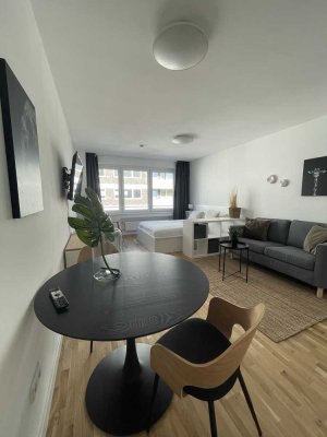 Stilvoll möbliertes Apartment im Szene-Viertel - Zweitbezug nach Sanierung