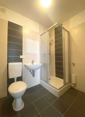 Schöne 2-Raum Wohnung in der ersten Etage!