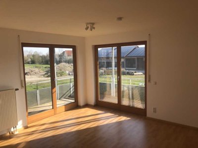 Helle 1,5-Zi.-Wohnung mit Balkon und EBK in Jettingen.