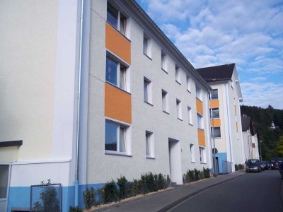 Schöne DG Wohnung direkt am West Bahnhof