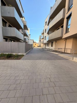 Nachmieter gesucht ab 01.10.2026- Moderne vollmöblierte Neubauwohnung mit Garten