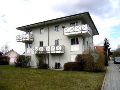 Moderne 2-Zimmer-Eigentumswohnung mit Balkon und Stellplatz - Dörfles-Esbach