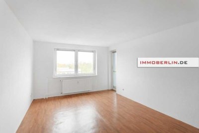 IMMOBERLIN.DE - Sonnige Wohnung mit Westloggia & Pkw-Stellplatz in ruhiger Lage