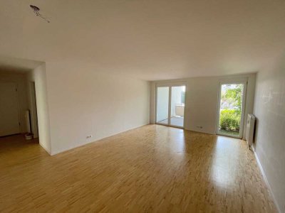 Geräumige EG Wohnung mit kleinem Gartenanteil