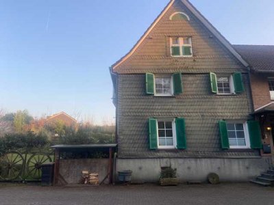 Bauernhaus mit großem Garten in Haan-Guiten