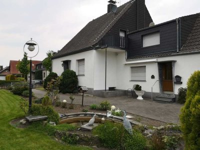 Doppelhaushälfte in ruhiger Lage in Dorsten-Hardt, renovierungsbedürftig, provisionsfrei