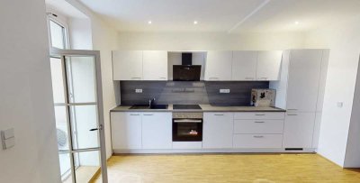 Frisch sanierte Altbau-Maisonette mit Balkon, Klimaanlage & Stellplatz - Leipzig