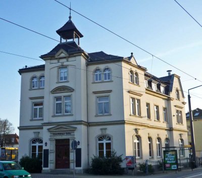 Freundliche 4-Zimmer-Wohnung mit Balkon und Einbauküche in Dresden