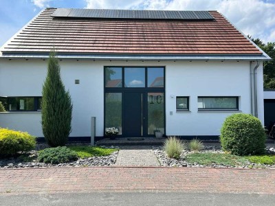 Einfamilienhaus mit geh. Innenausstattung und Küche