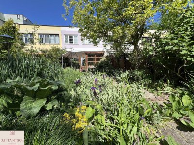 Gut geschnittenes Reihenhaus im Split-Level mit blühendem Garten - Gumpoldskirchen