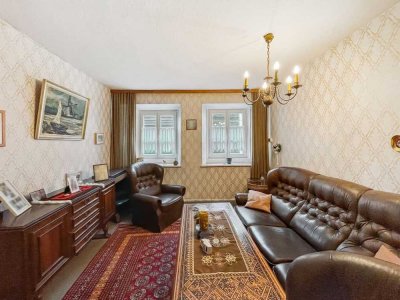 An alle Kronenburger und die, die es werden wollen: Ihr eigenes Haus mit Ausbaupotenzial in Dahlem