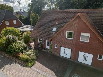 Bremerhaven (Weddewarden) // Familienfreundliche Doppelhaushälfte mit schönem Garten und Garage