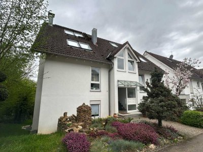 Gepflegte 4,5-Zimmer-EG-Wohnung mit gehobener Innenausstattung in Nürtingen