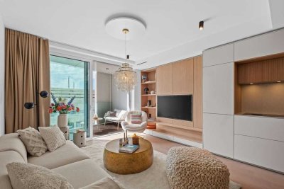 Luxus-Apartment im THE LYTE: vollmöbliert, Balkon & seitlicher Ausblick auf die Elbe