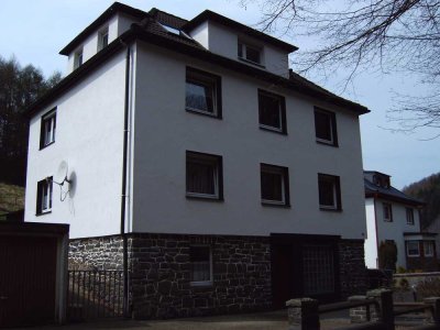 2,5 Zi, inkl. Einbauküche, kompl. reno